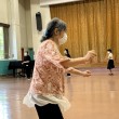 平山先生の軽快なダンス